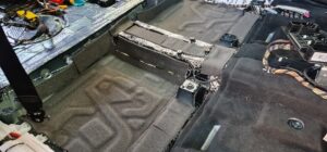 czy warto samodzielnie wygłuszyć samochód?